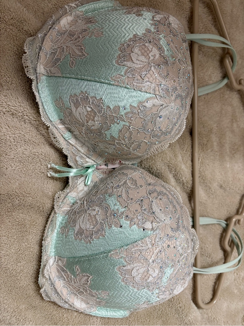 Victoria’s Secret very sexy push up bra . 
Mint & Beige Lace Push-Up Bra